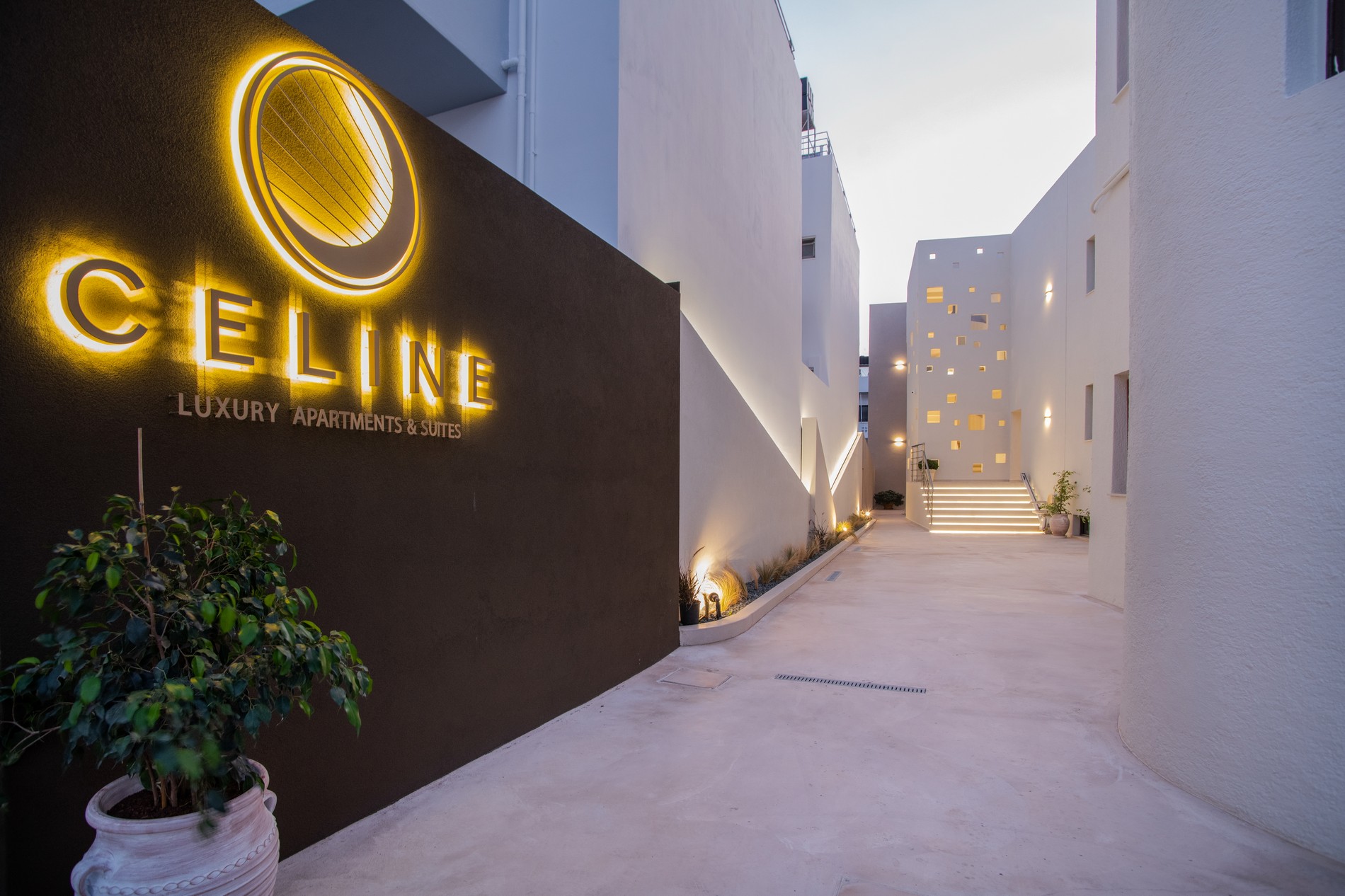 Celine Suite 5